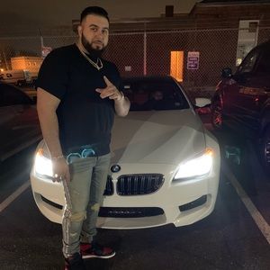 Meet your Posher, Alex